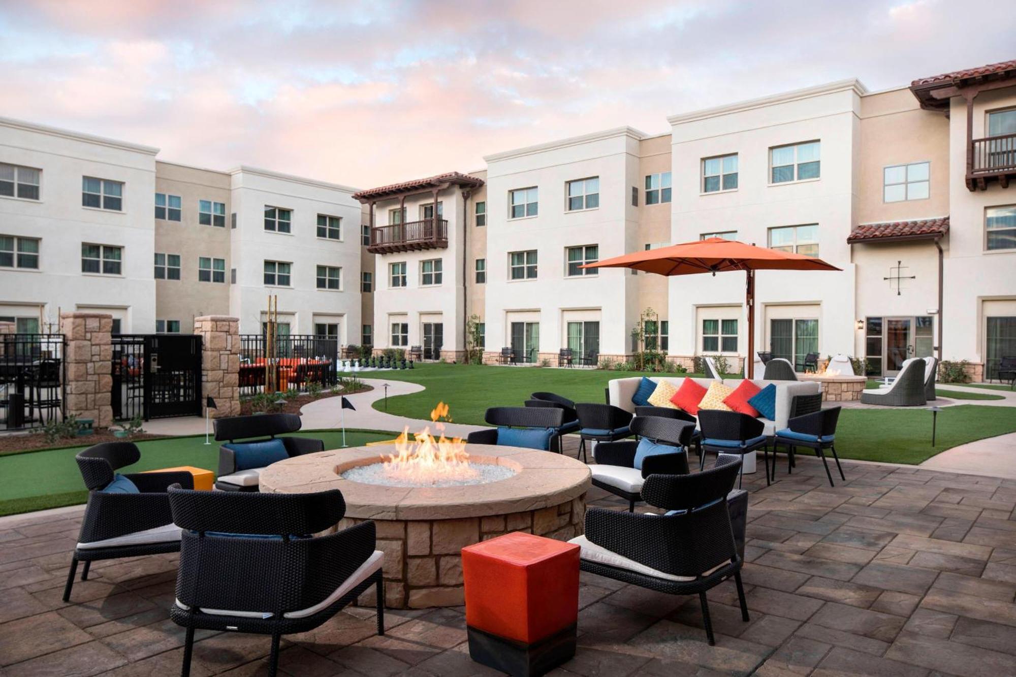 Residence Inn By Marriott Santa Barbara Goleta Buitenkant foto