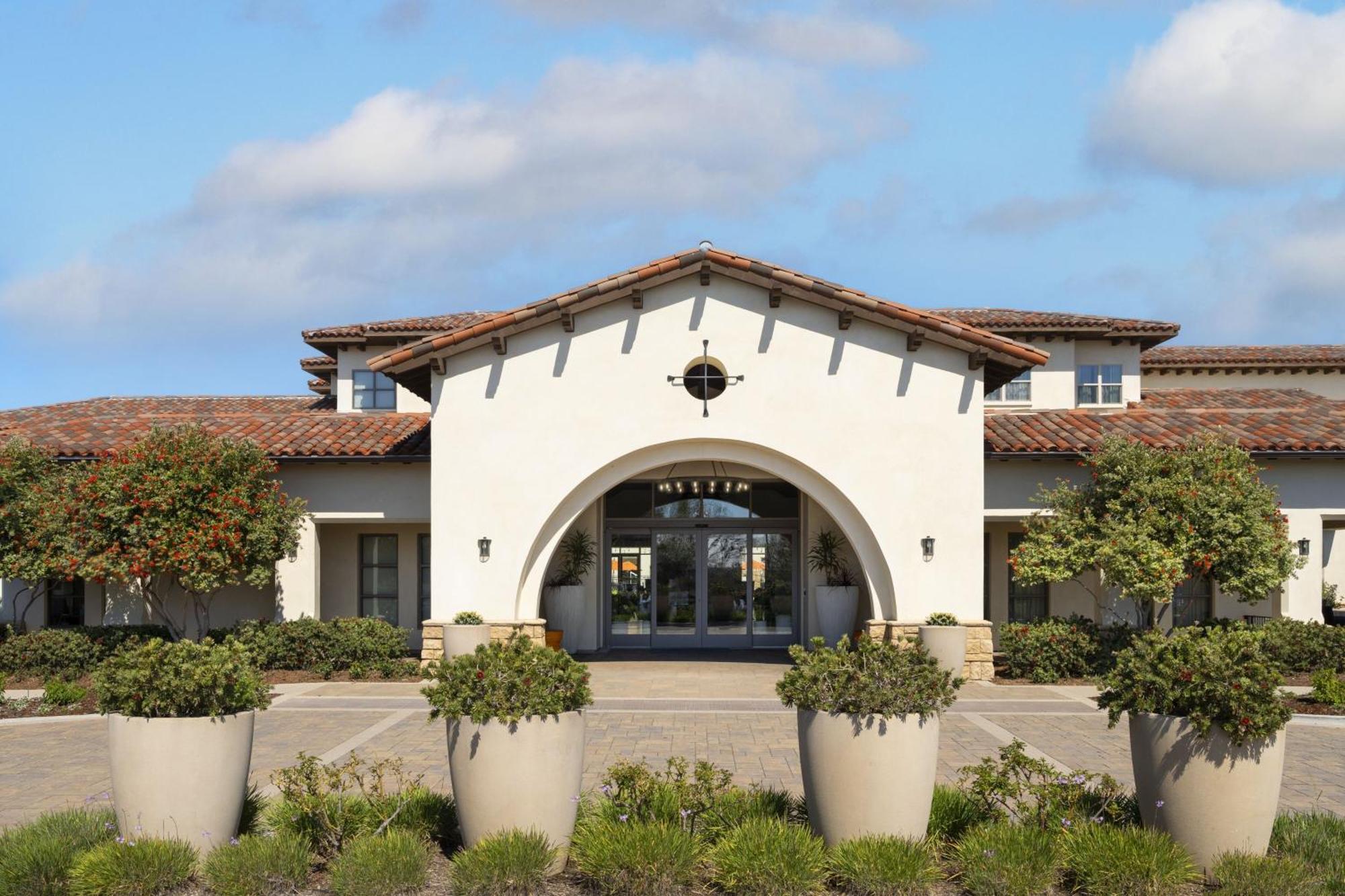 Residence Inn By Marriott Santa Barbara Goleta Buitenkant foto