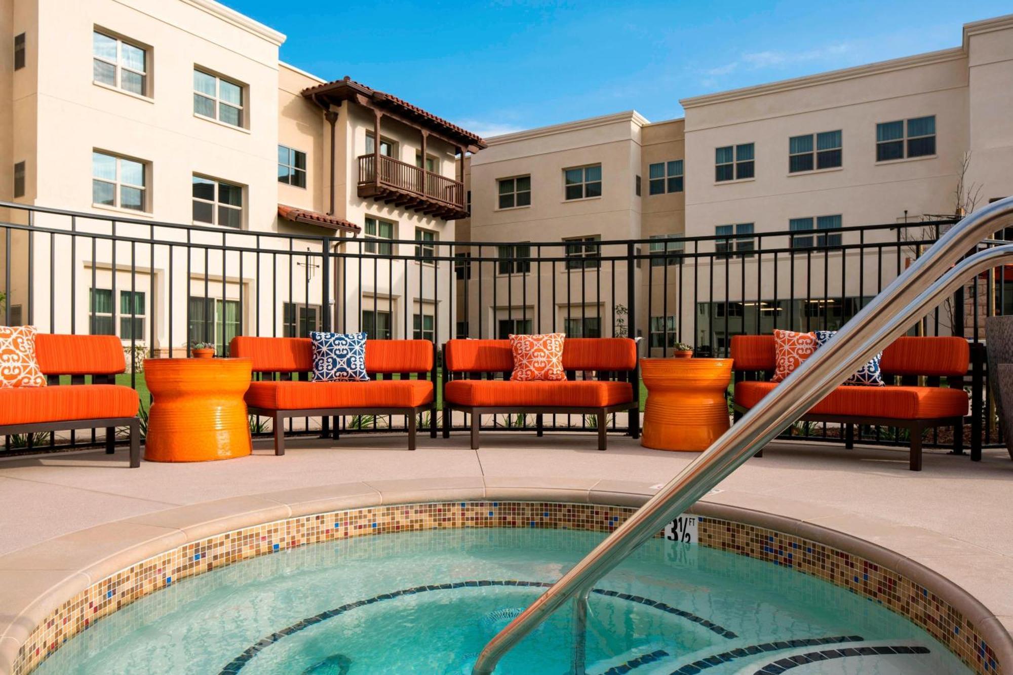 Residence Inn By Marriott Santa Barbara Goleta Buitenkant foto