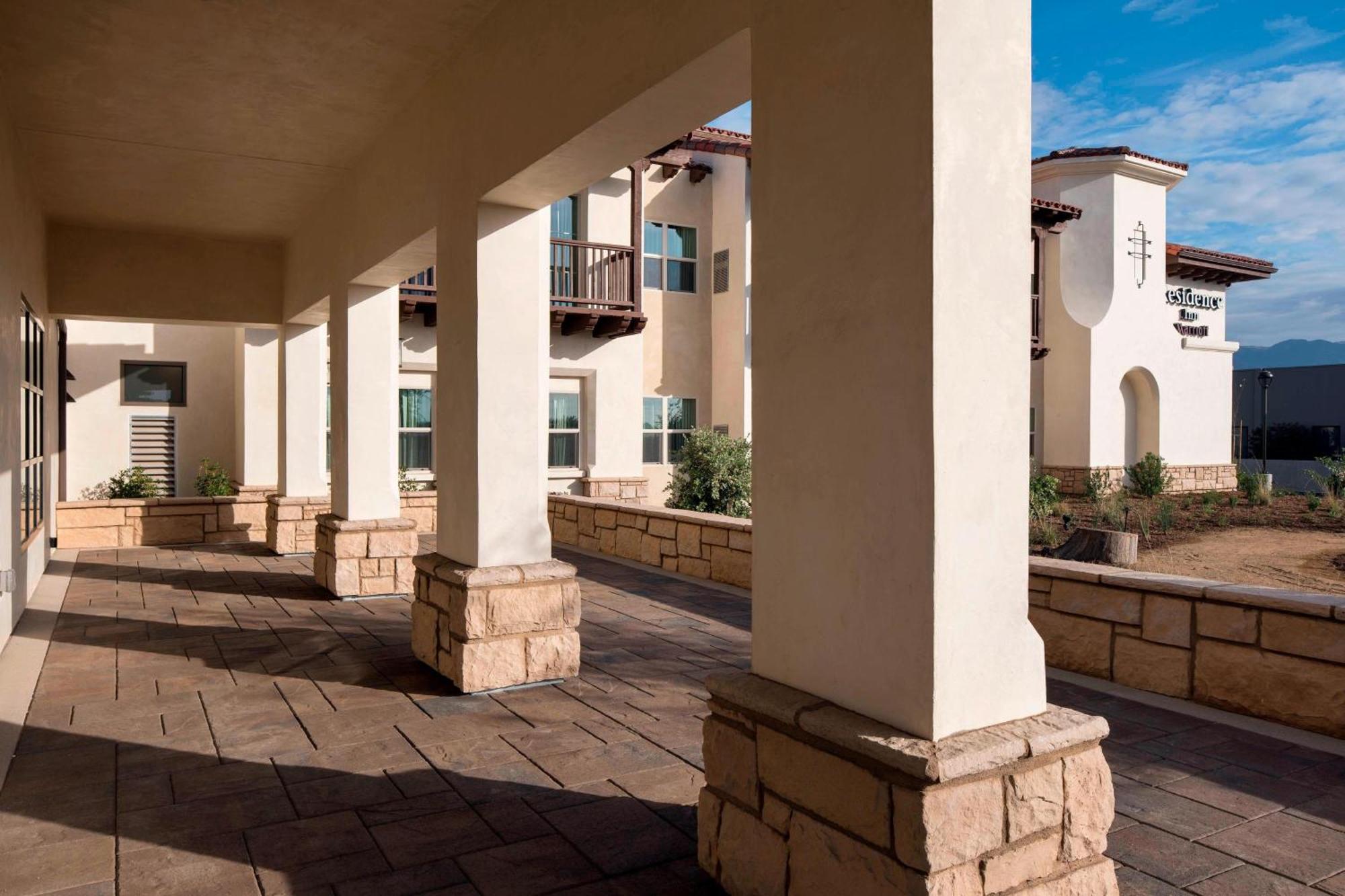 Residence Inn By Marriott Santa Barbara Goleta Buitenkant foto